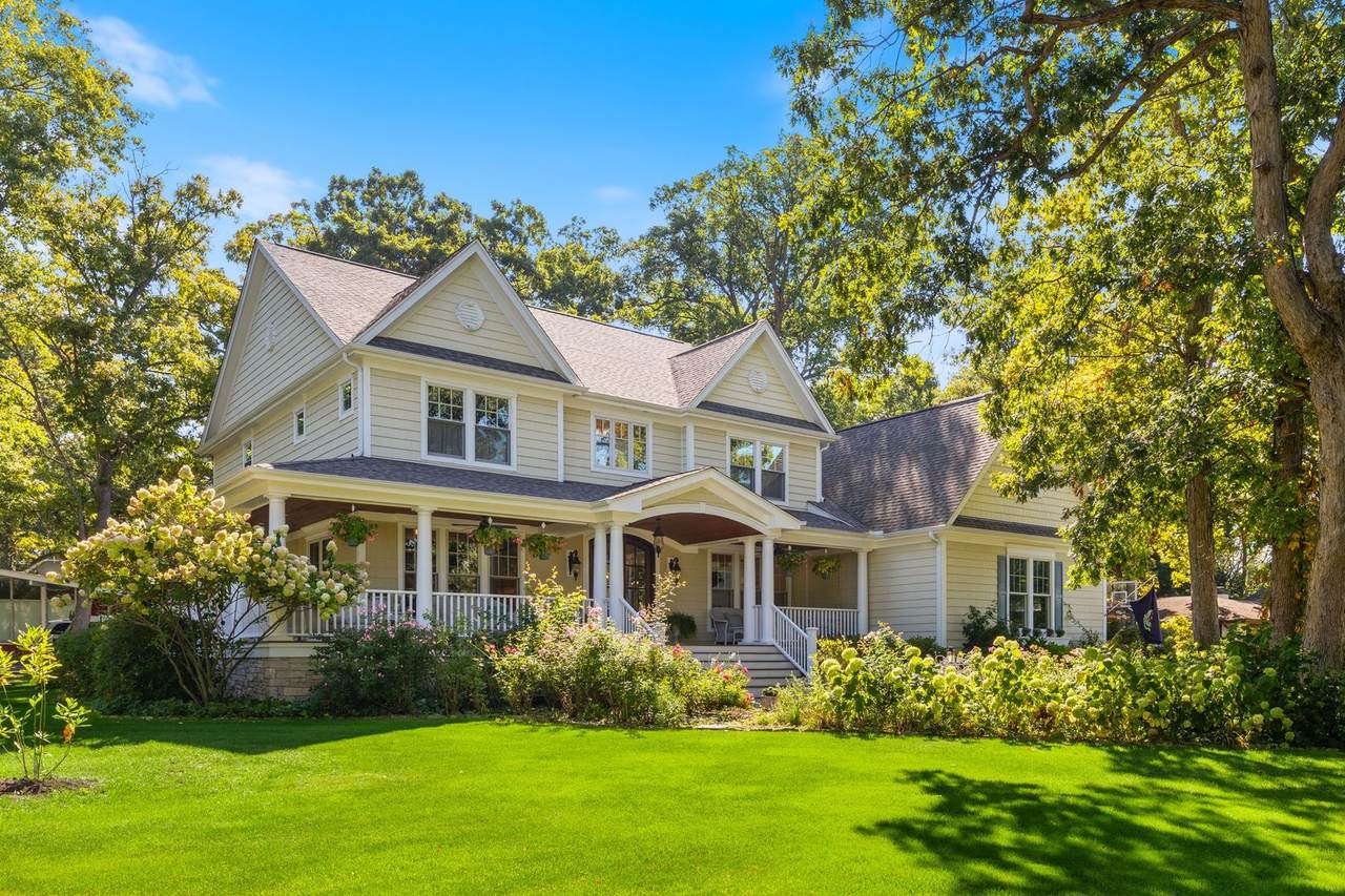 27w773 Beecher Avenue - Photo 1