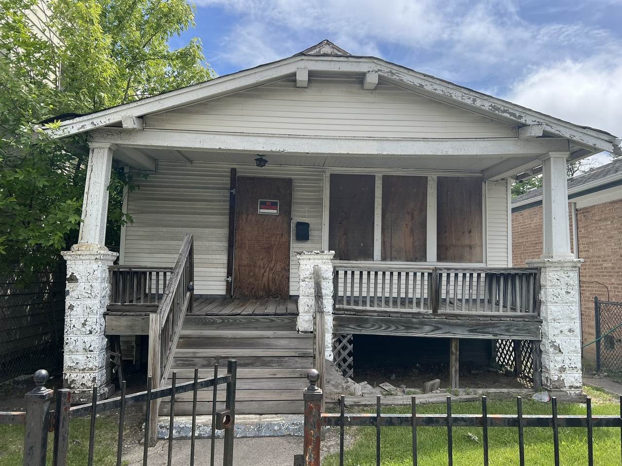 10505 Wentworth Avenue - Photo 1