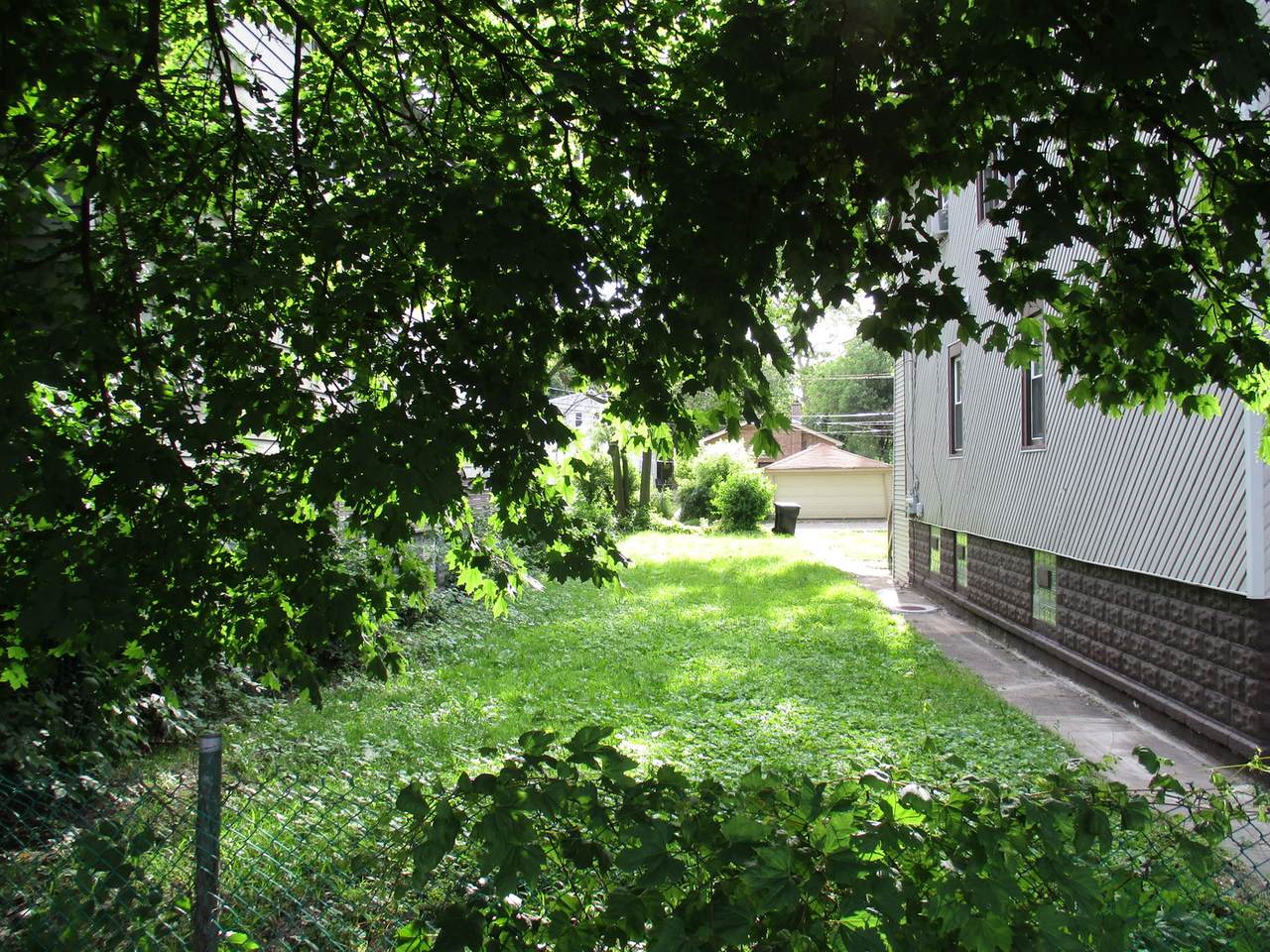 8238 Manistee Avenue - Photo 1