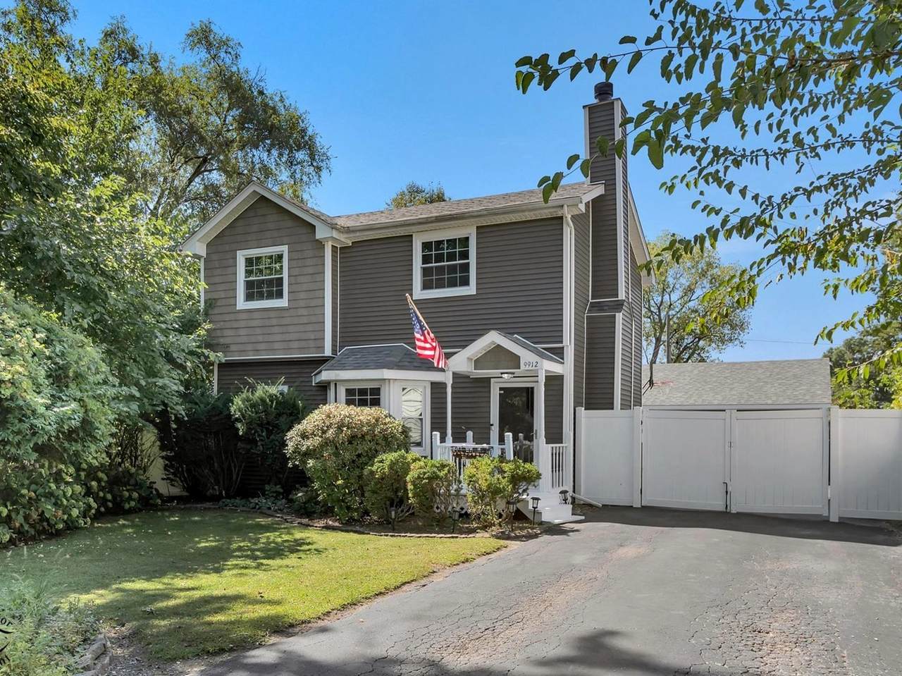 9912 Austin Avenue - Photo 1