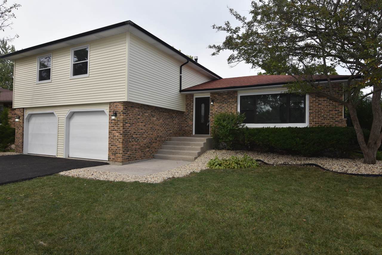 22119 Hillside Drive - Photo 1