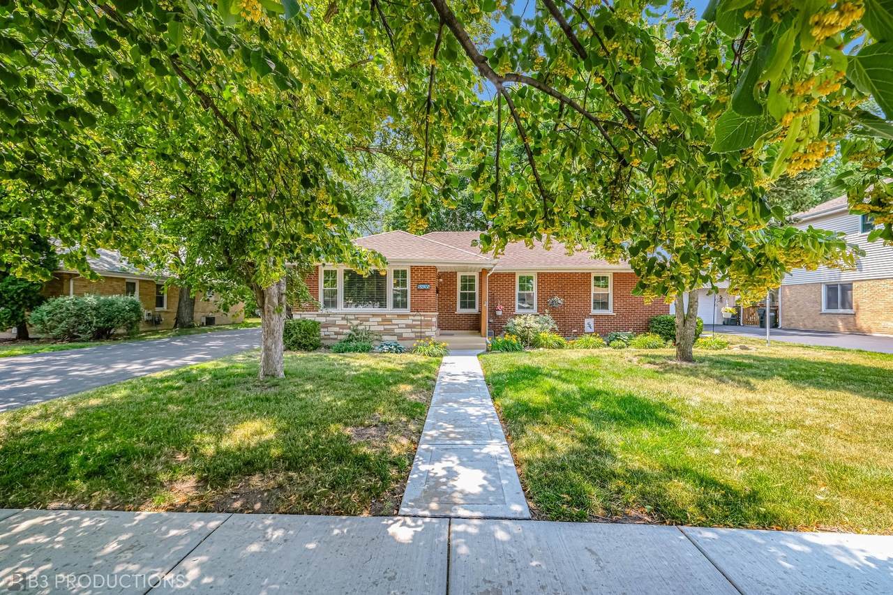 5825 109th Street - Photo 1