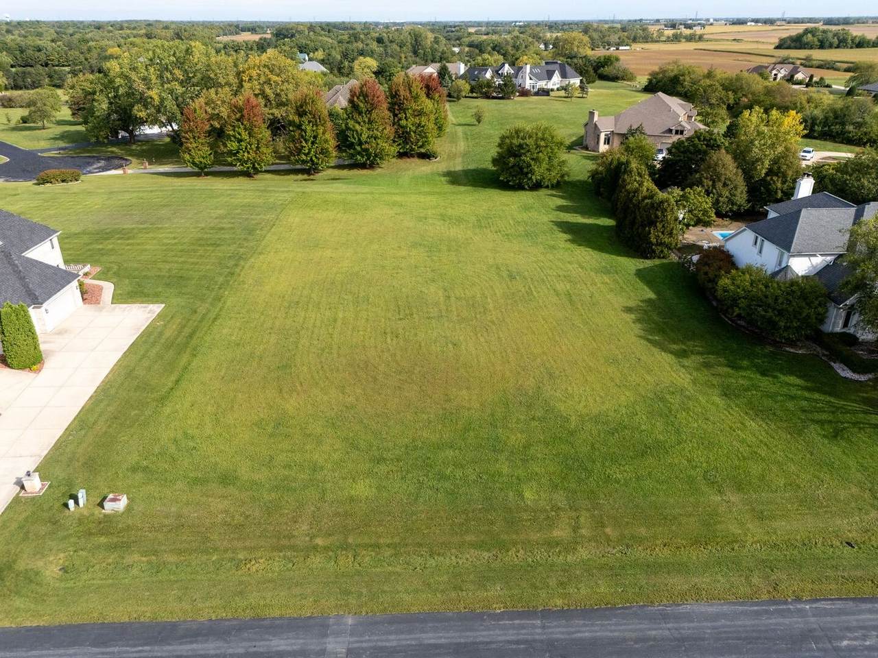 7030 Gabreski Lane - Photo 1