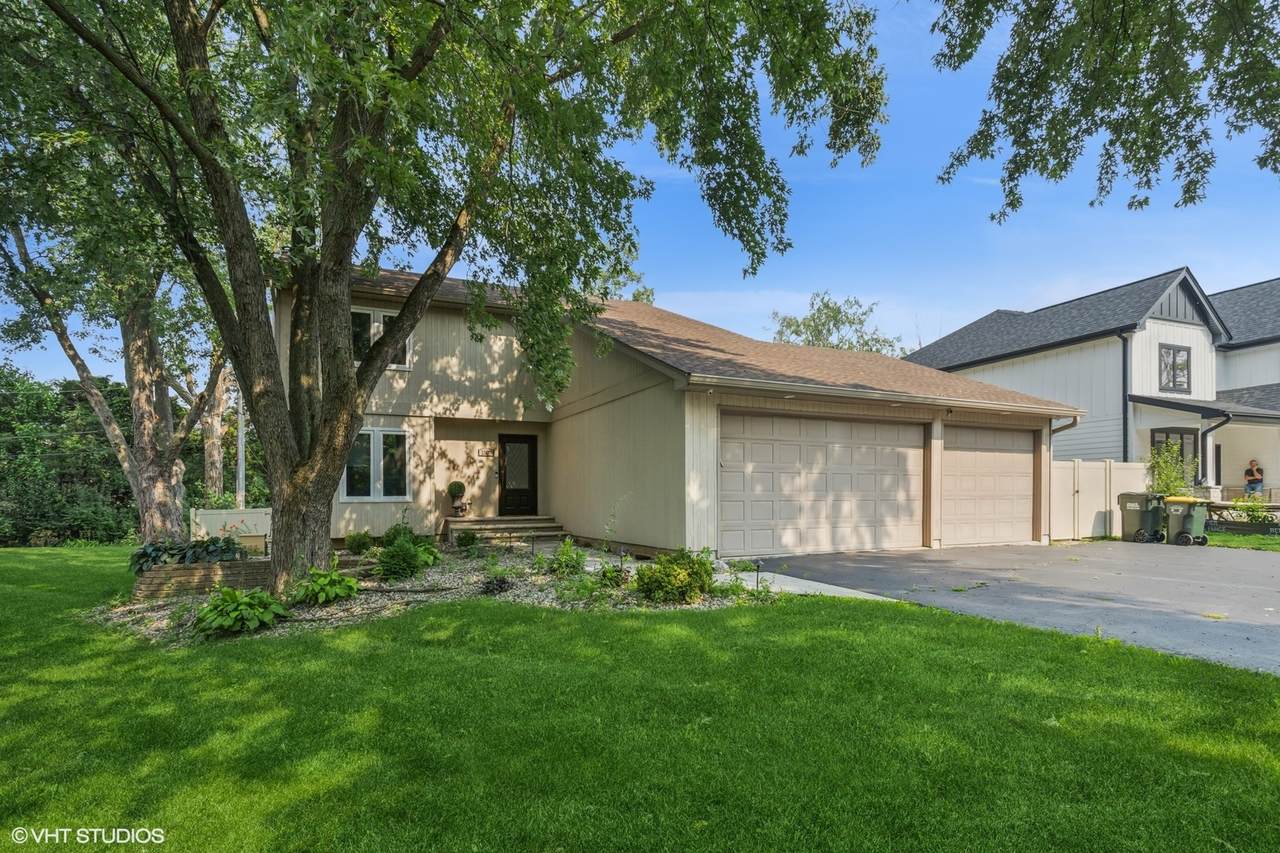 1507 Addison Avenue - Photo 1