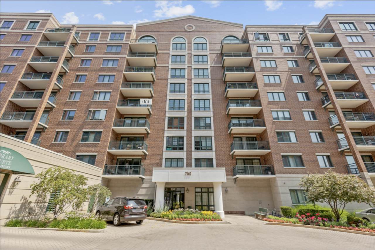 750 Pearson Street - Photo 1