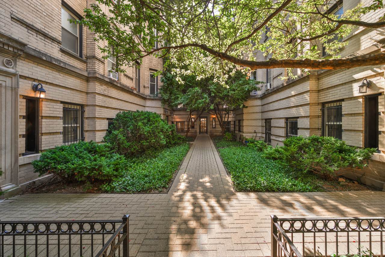 2726 Pine Grove Avenue - Photo 1