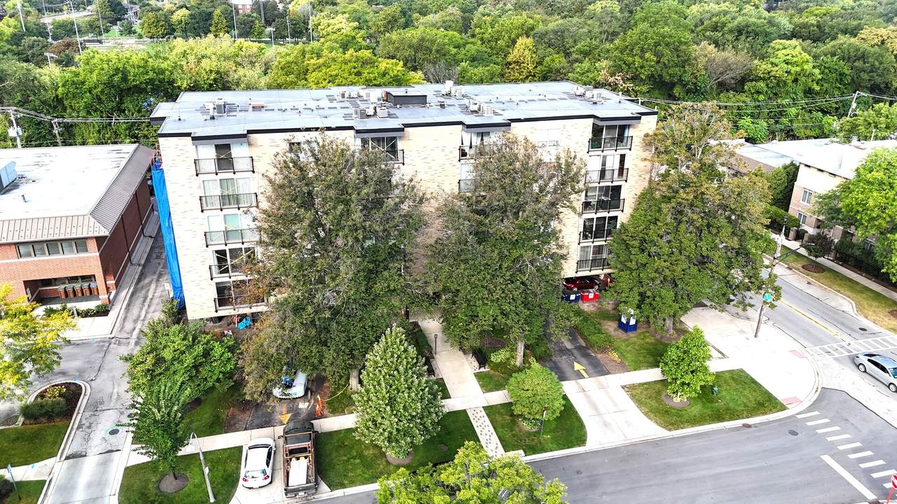 424 Park Avenue - Photo 1