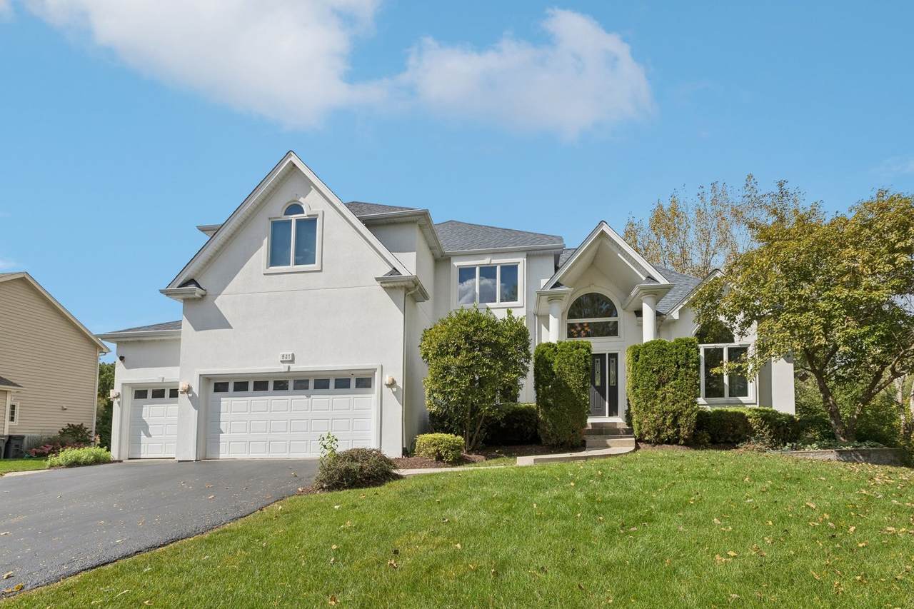 841 Black Walnut Drive - Photo 1