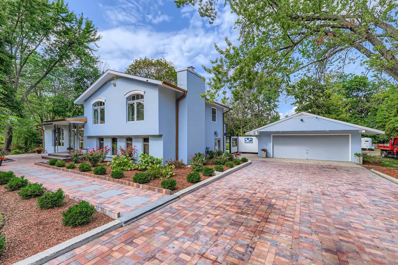 18838 Hickory Street - Photo 1