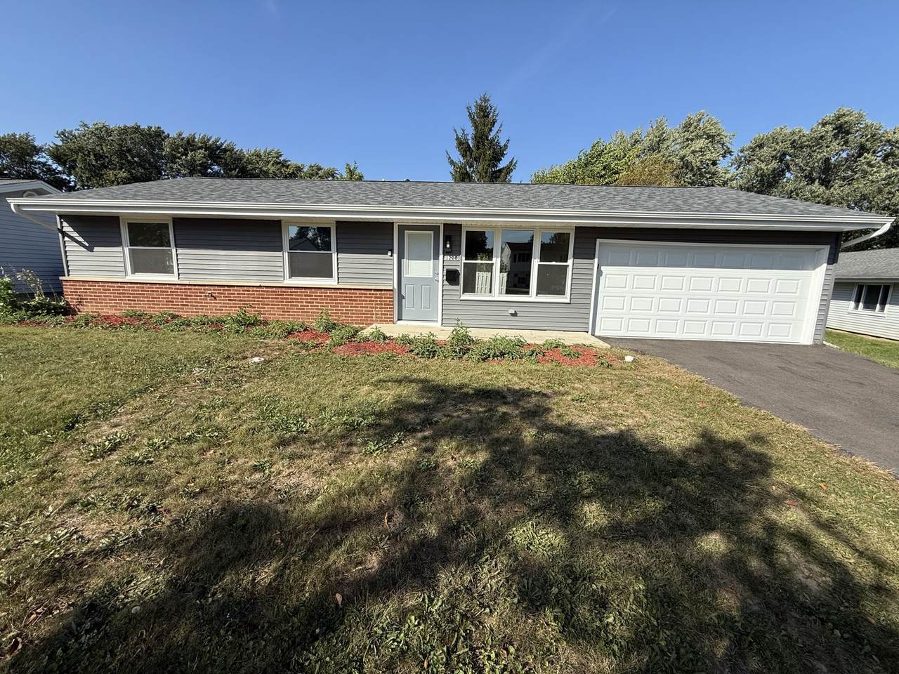 1220 Kingston Lane - Photo 1