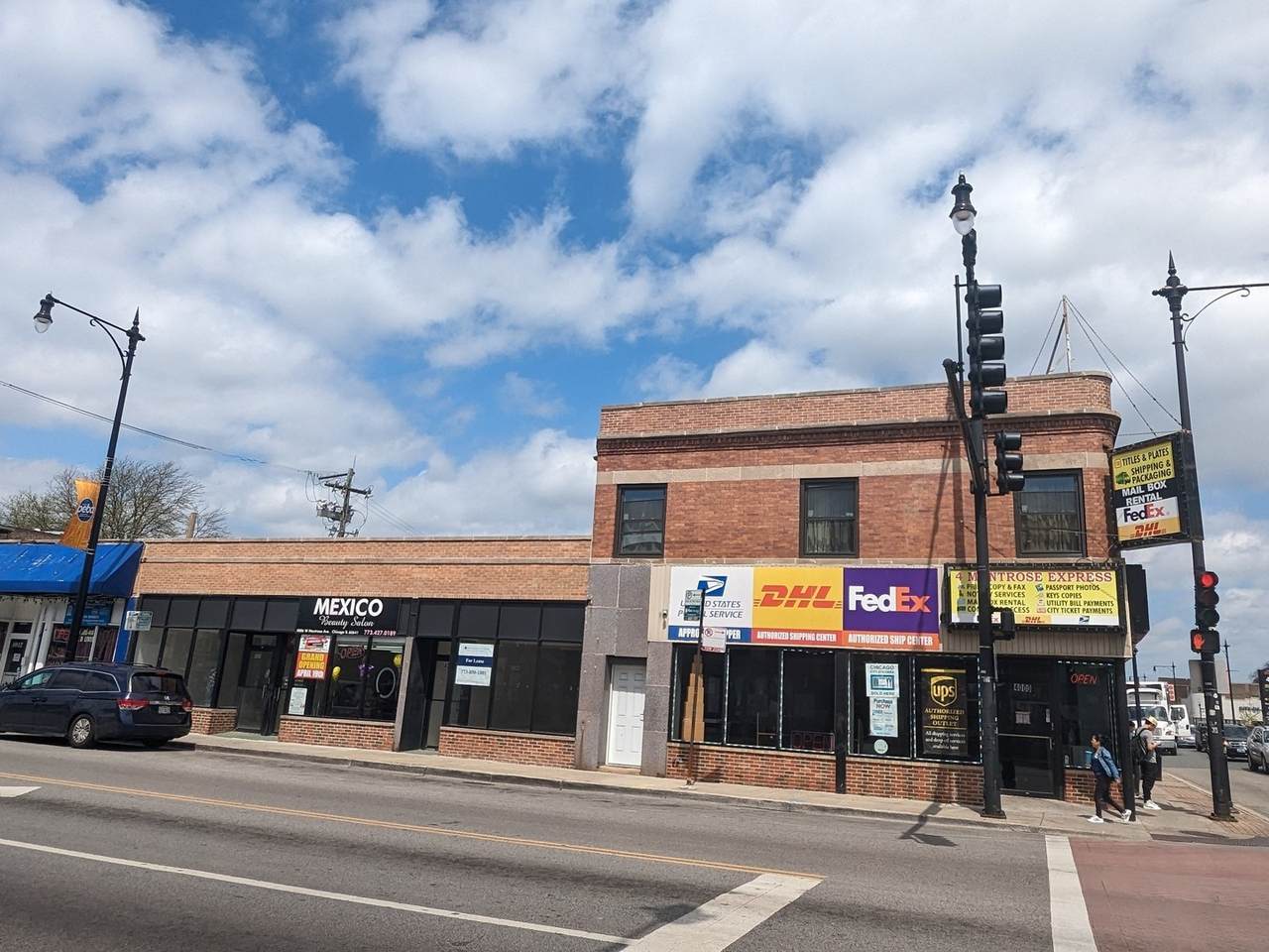 4004-4008 Montrose Avenue - Photo 1