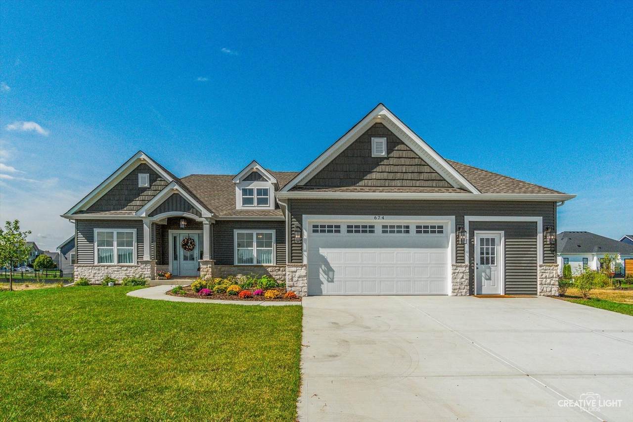 668 Cumberland Lane - Photo 1