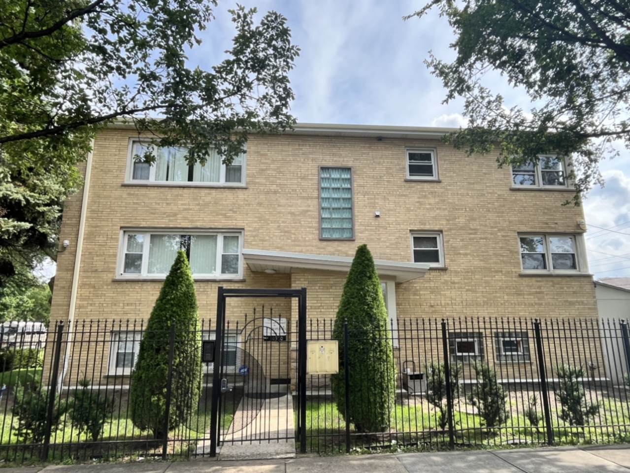 10300 Avenue F - Photo 1