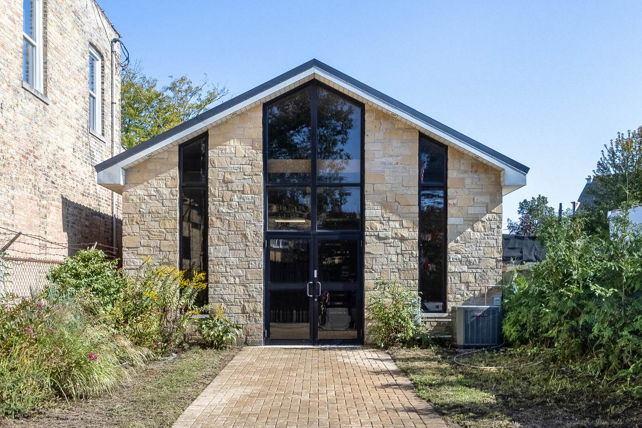 3381 Milwaukee Avenue - Photo 1