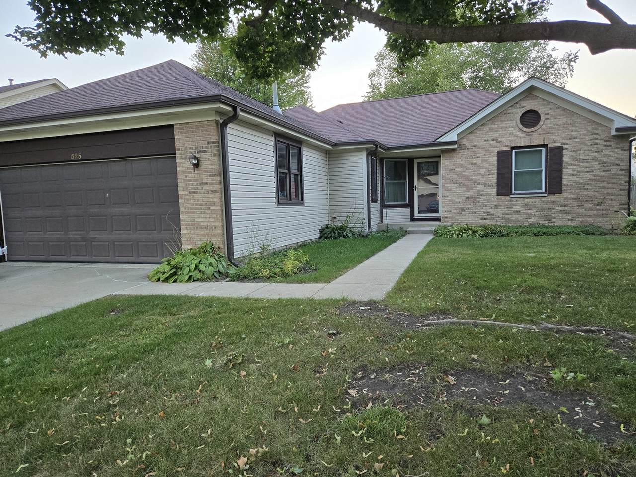 525 Old Country Way - Photo 1