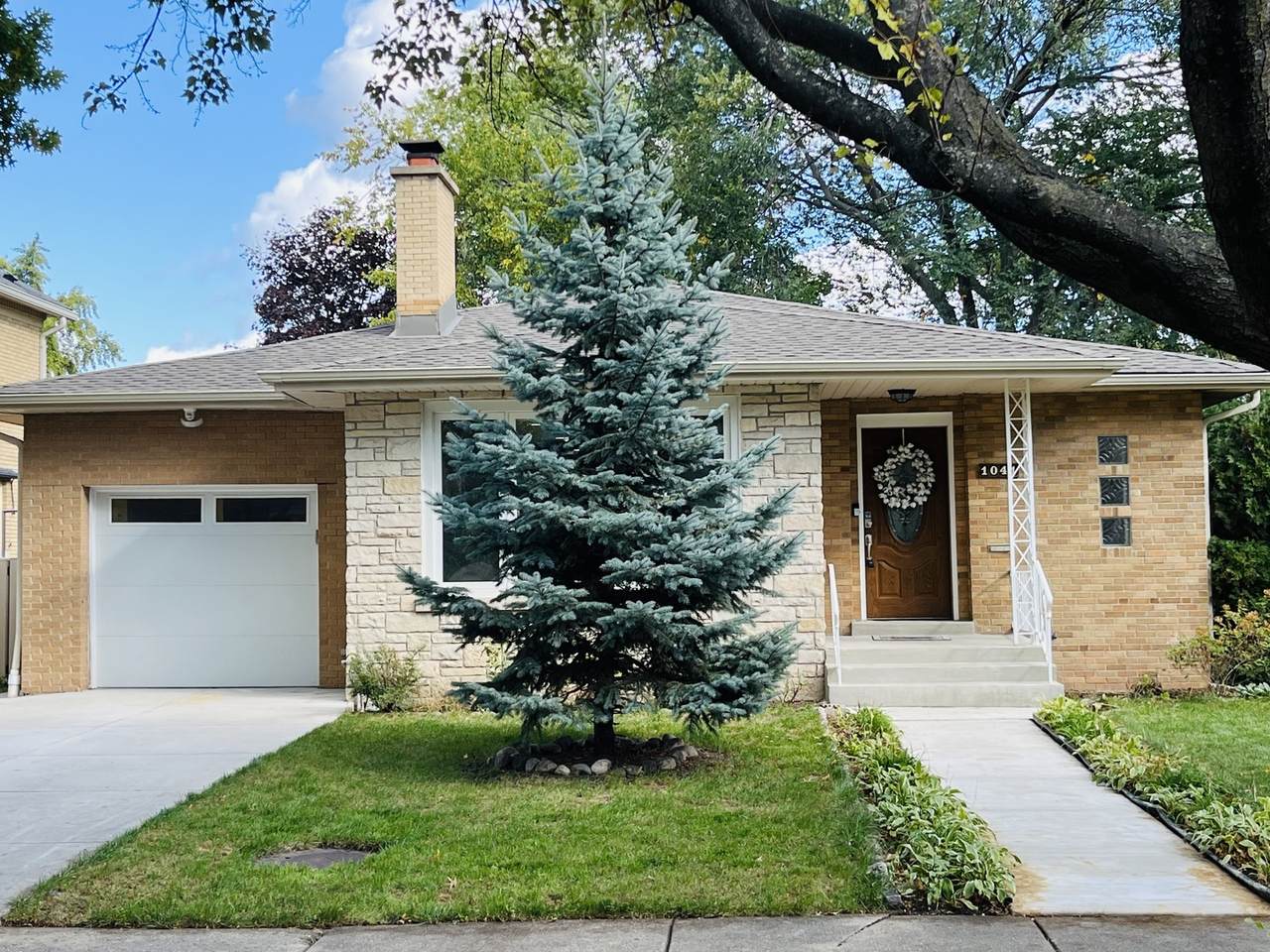 1041 Vernon Avenue - Photo 1