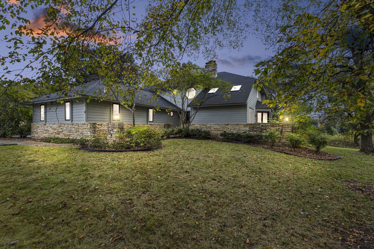 5452 Tall Oaks Drive - Photo 1