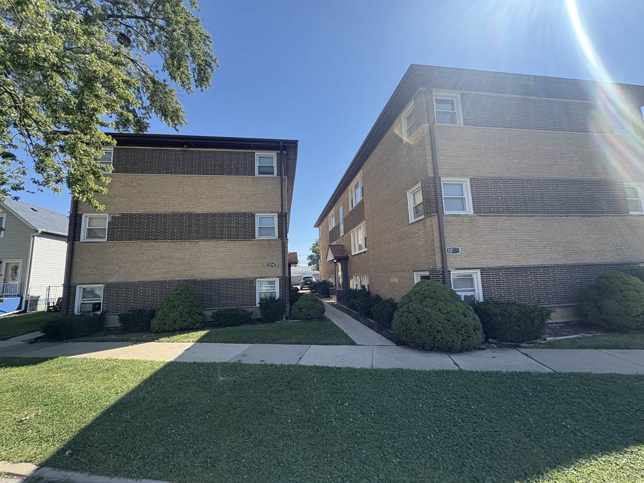12747 Hoyne Avenue - Photo 1
