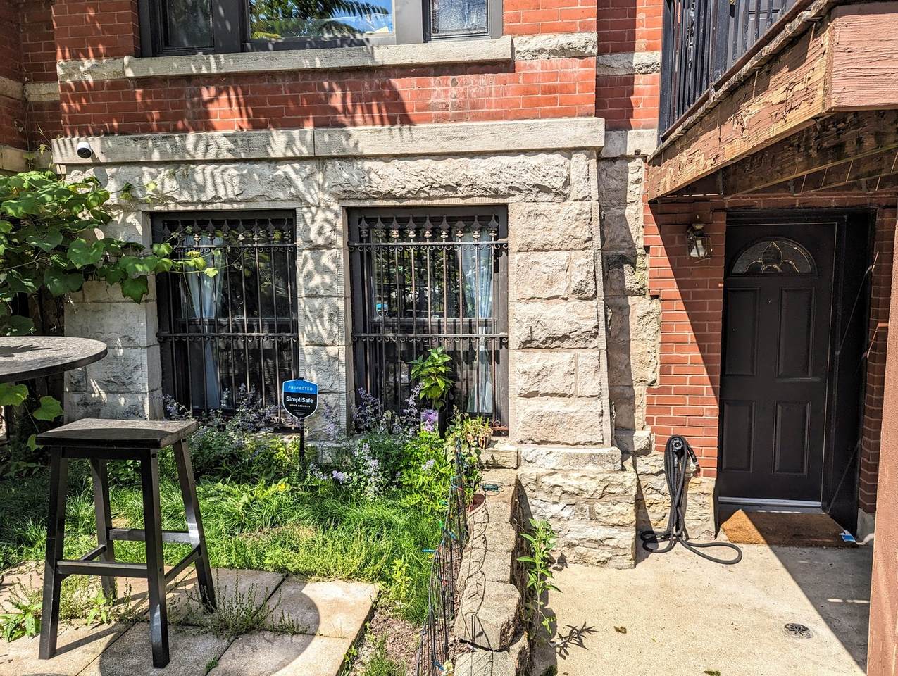 724 Oakley Boulevard - Photo 1