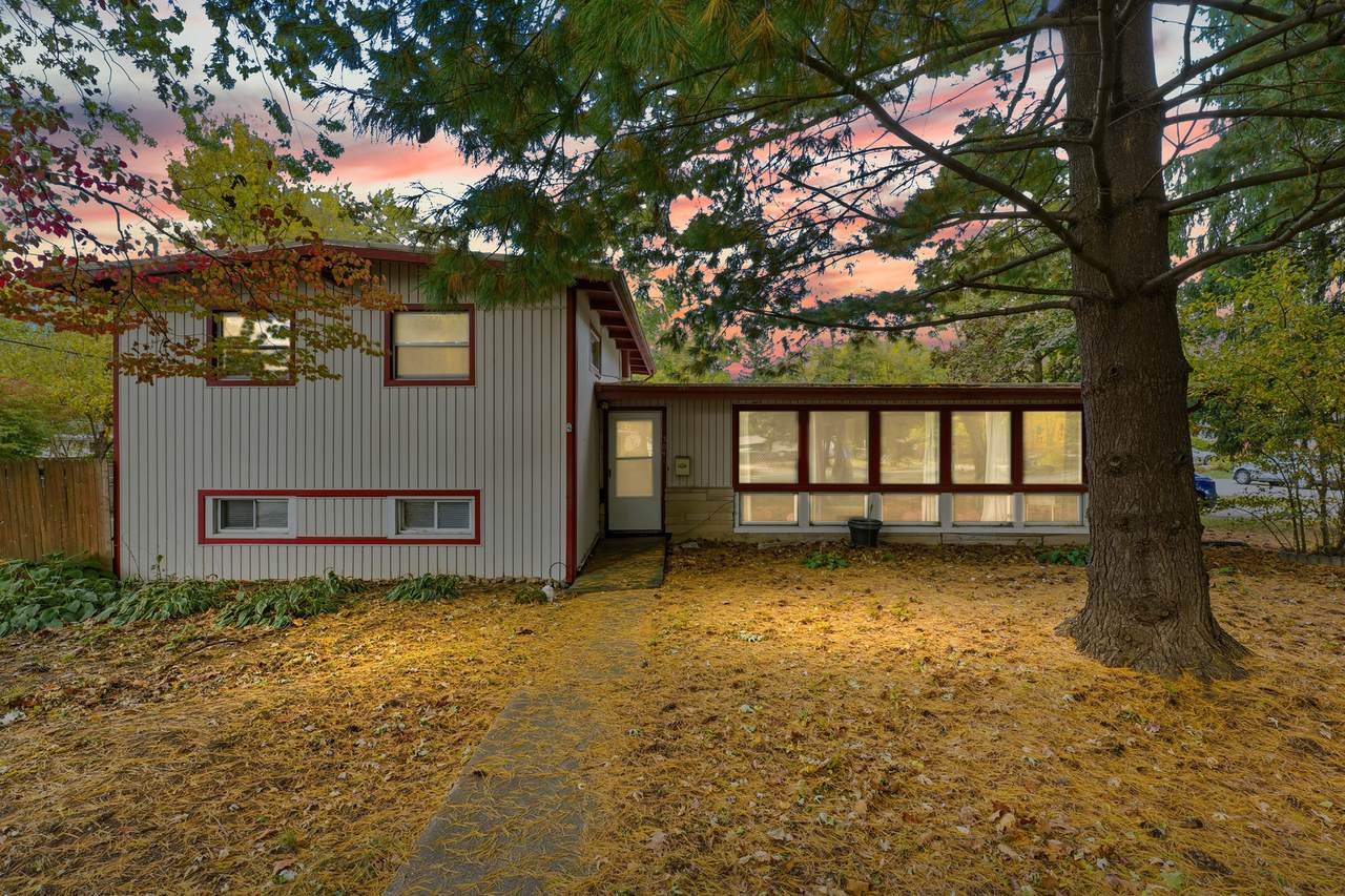 304 Mumford Drive - Photo 1