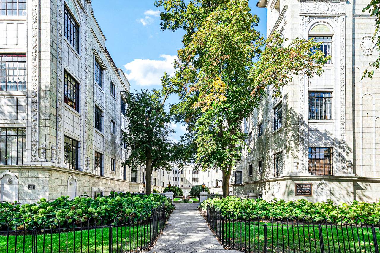 7348 Ridge Boulevard - Photo 1