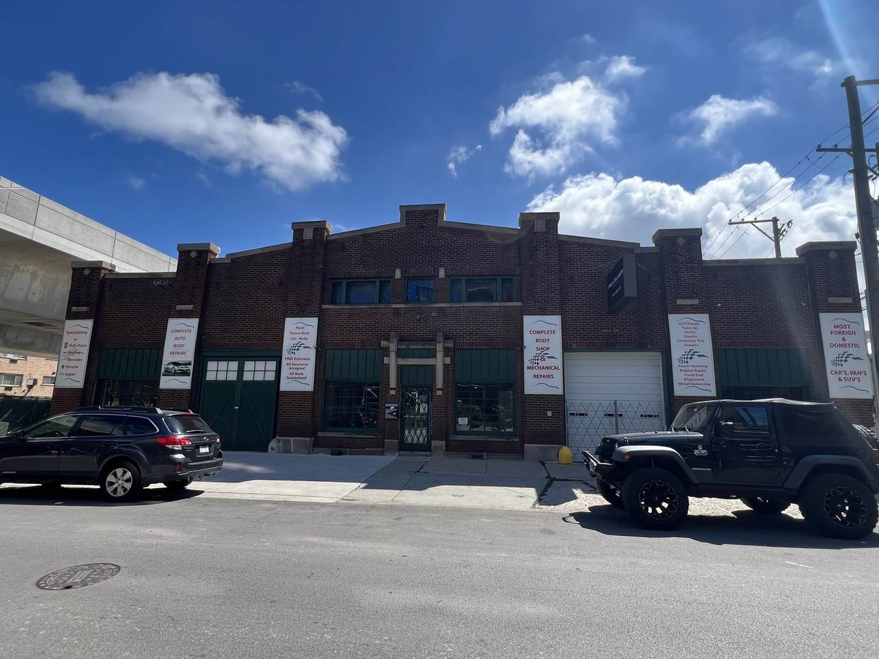 1123 Catalpa Avenue - Photo 1