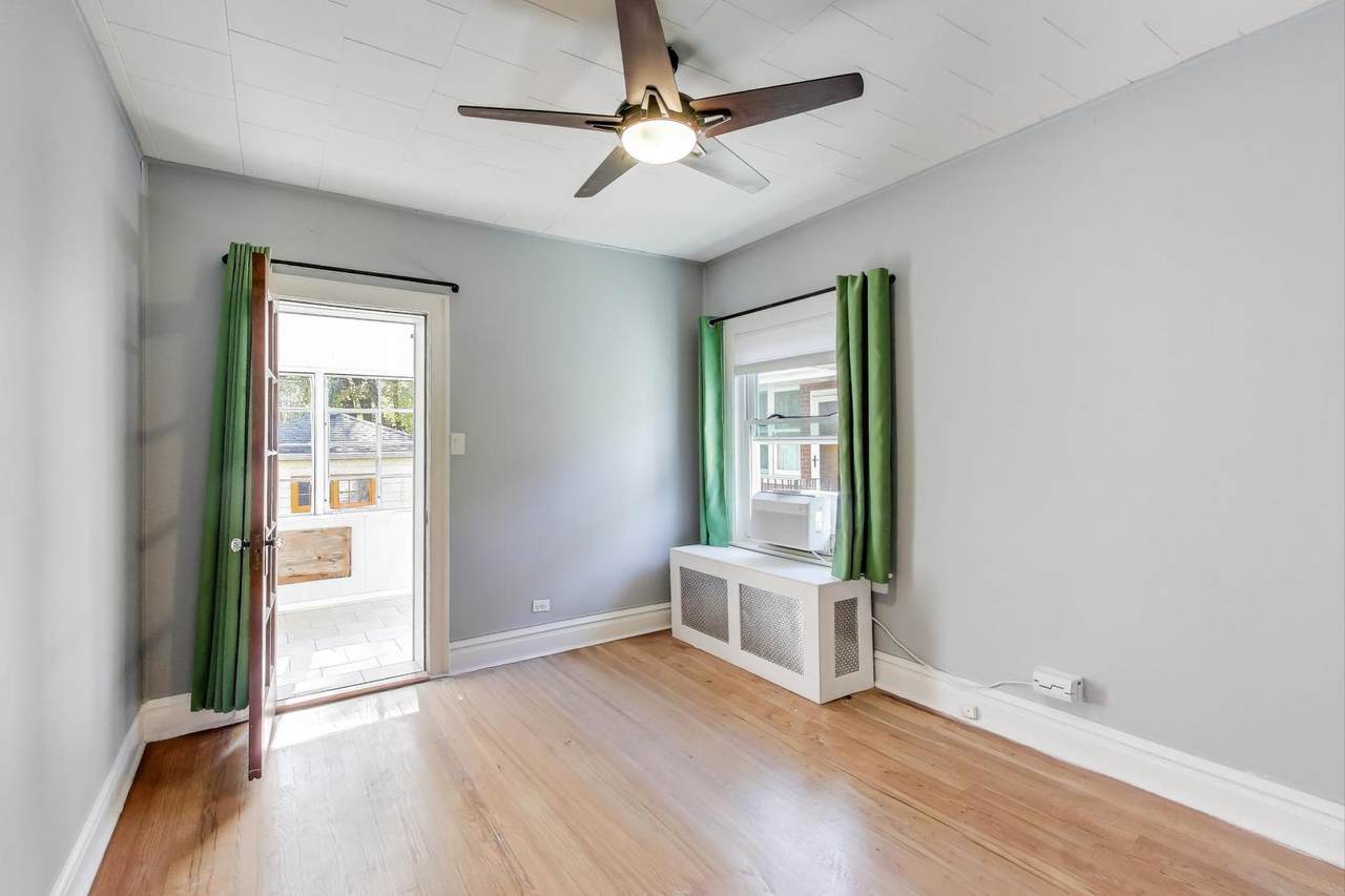 1020 Harvard Terrace - Photo 1