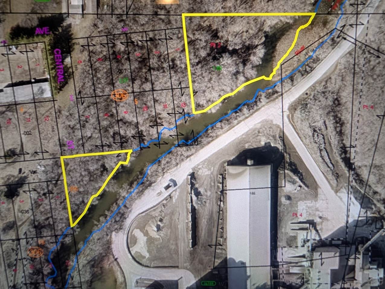 000 N Avenue - Photo 1