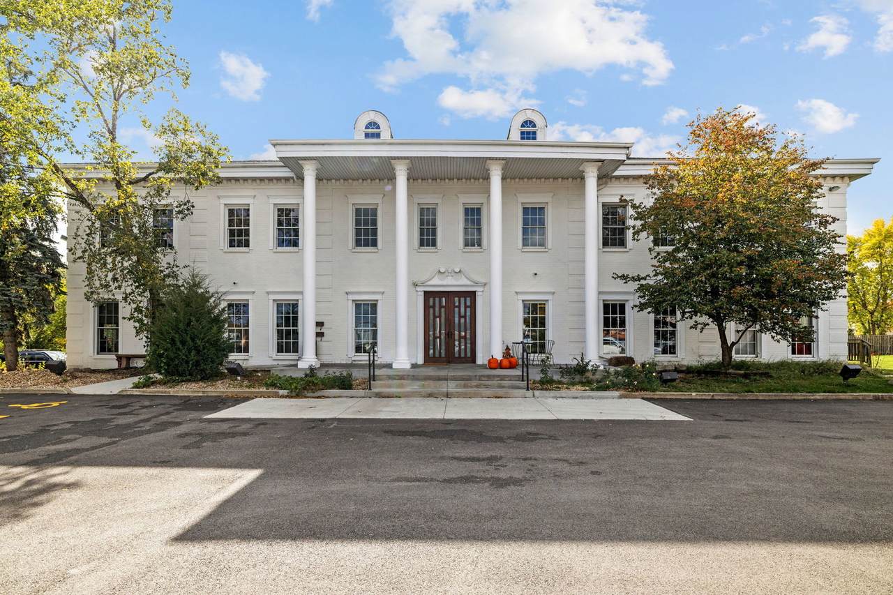 611 Jefferson Street - Photo 1