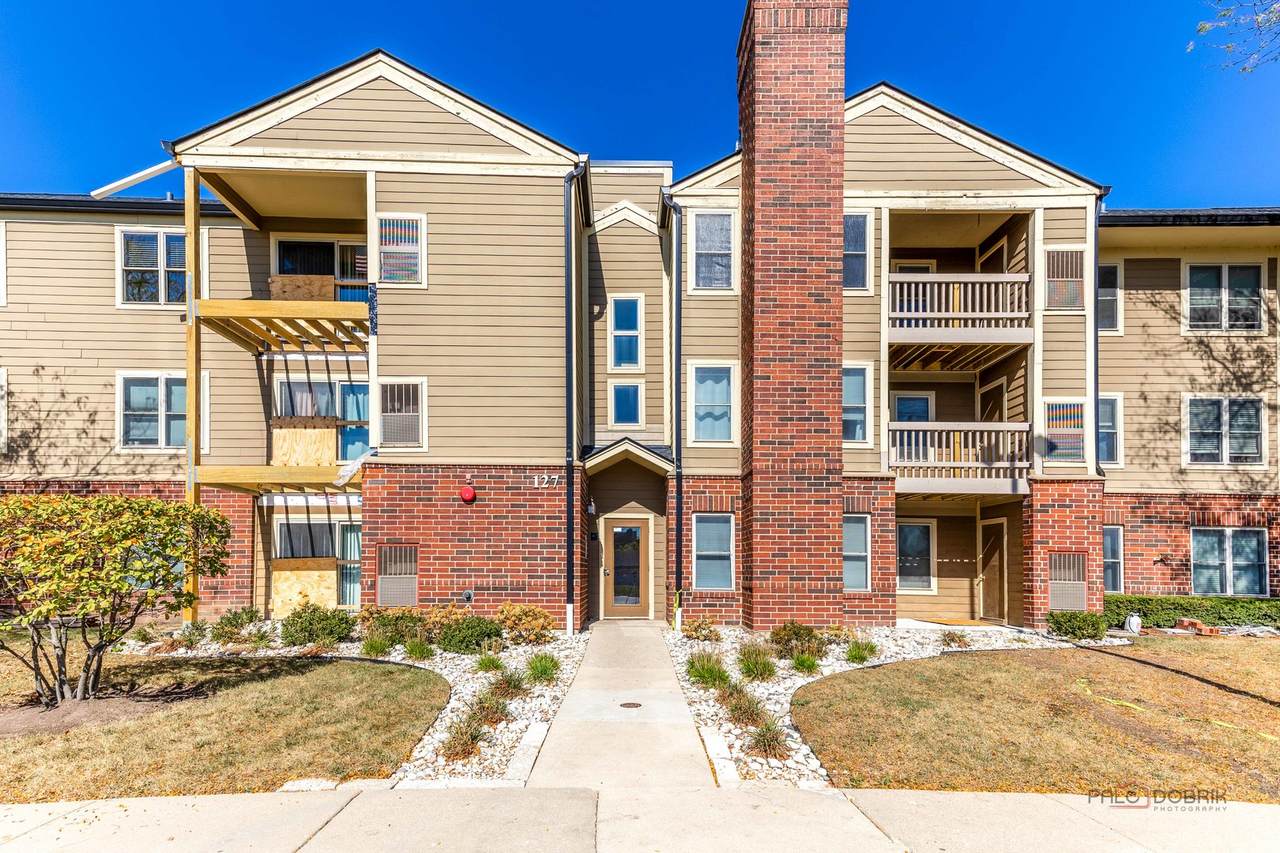 127 Glengarry Drive - Photo 1