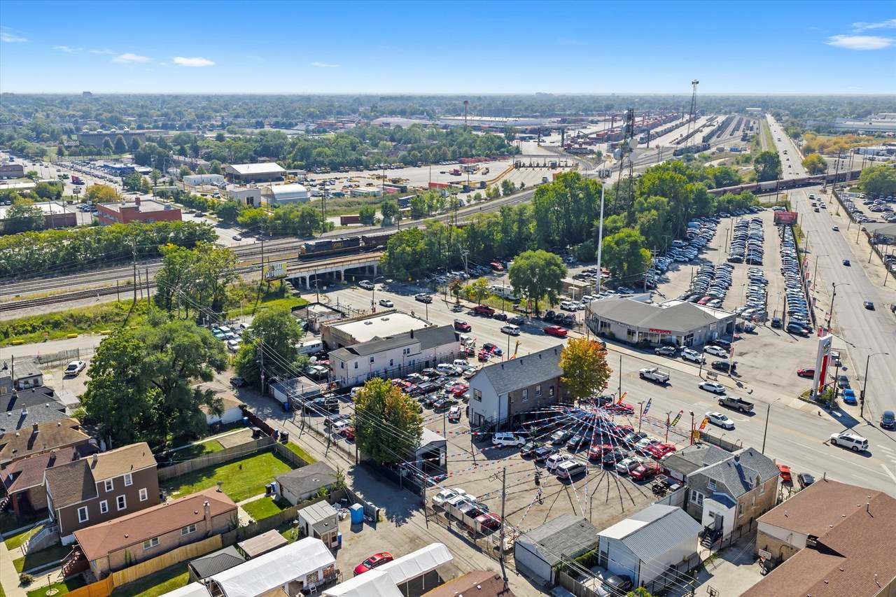 7417-19 Western Avenue - Photo 1