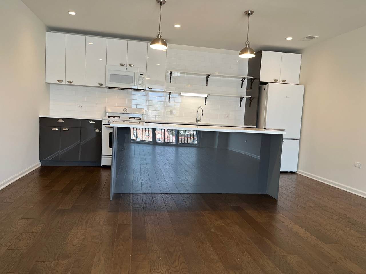 115 Lake Street - Photo 1