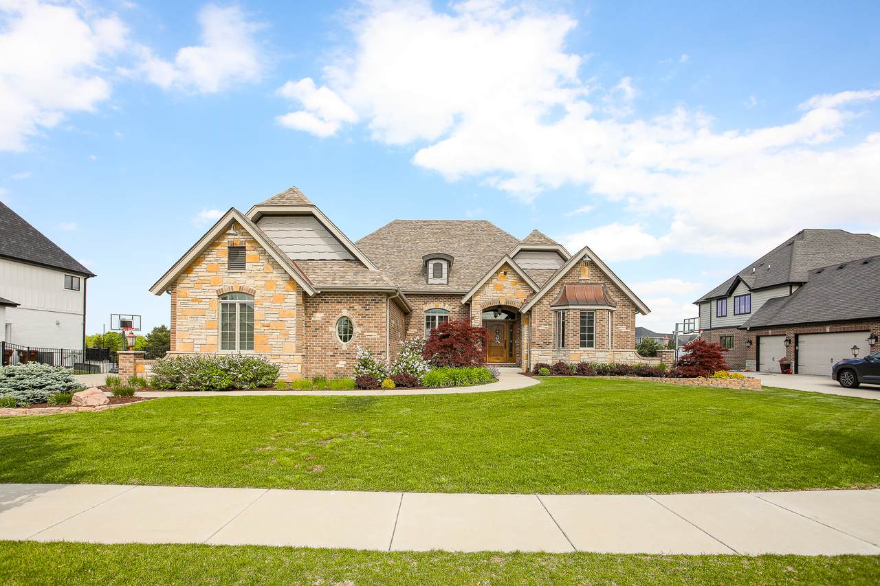 22331 Majestic Lane - Photo 1