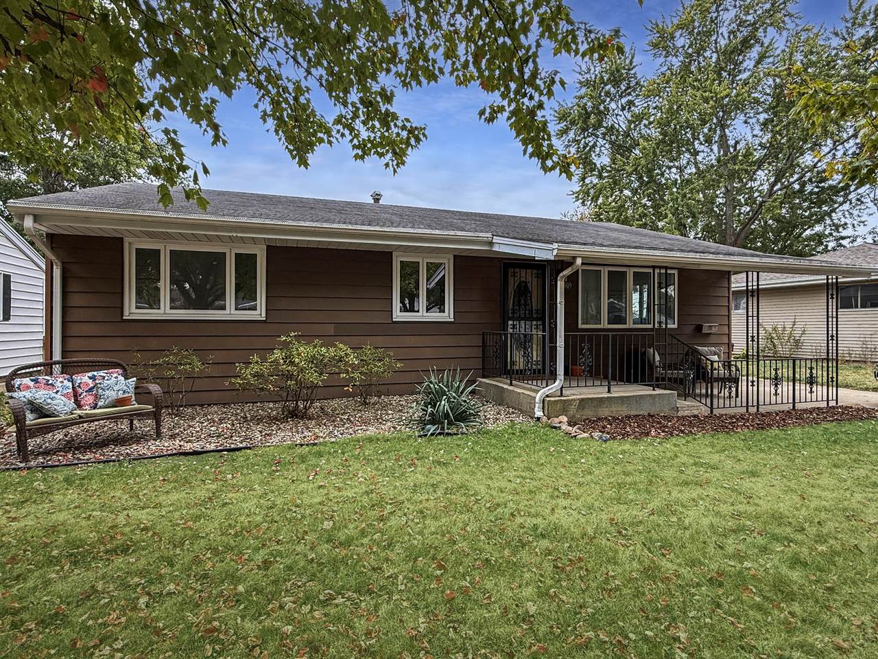 509 Broadmeadow Road - Photo 1