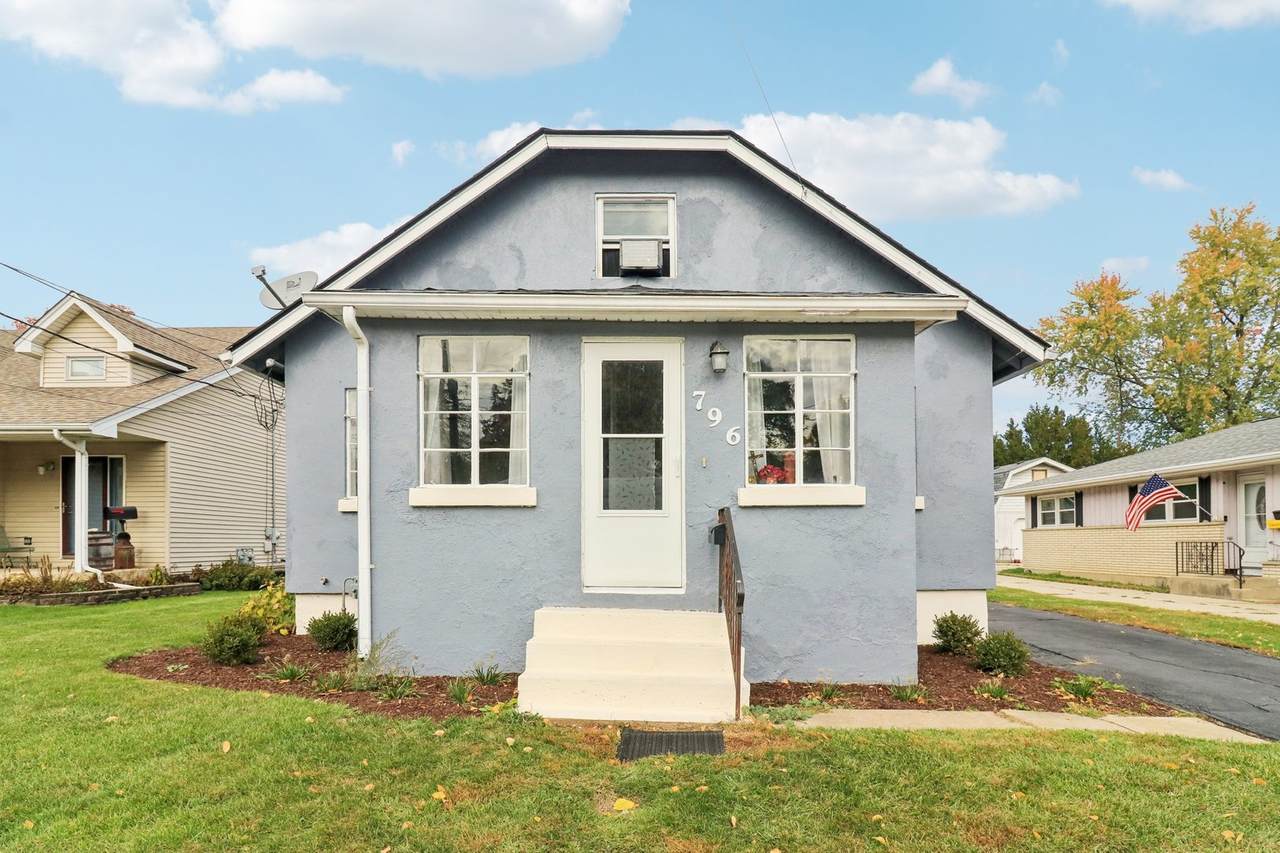 796 Parkway Avenue - Photo 1