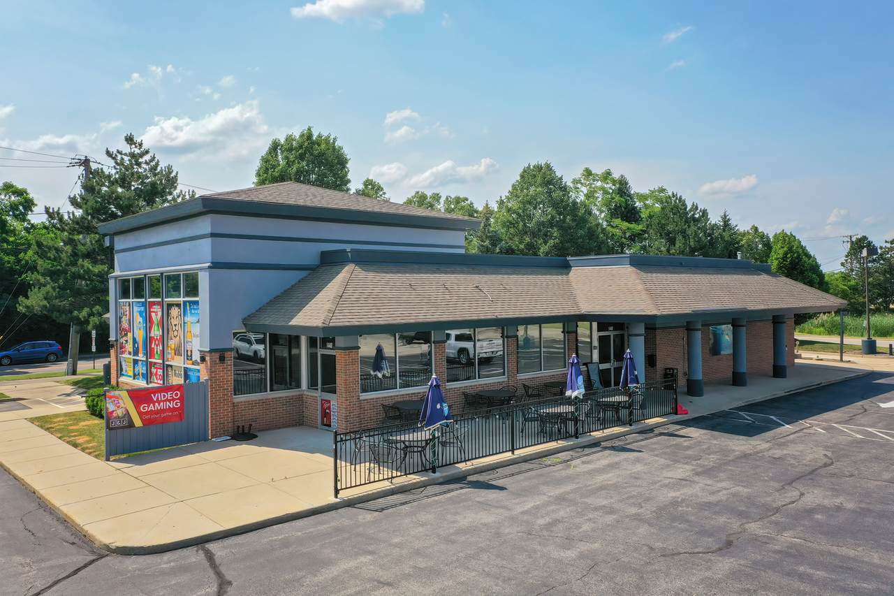 1440 Grand Avenue - Photo 1