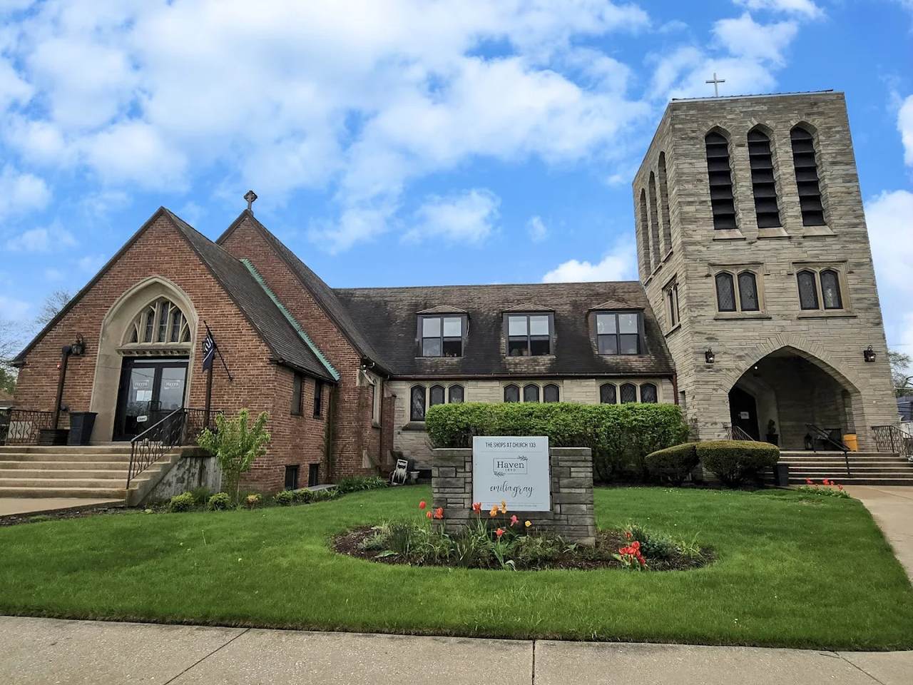 2501 103rd Street - Photo 1