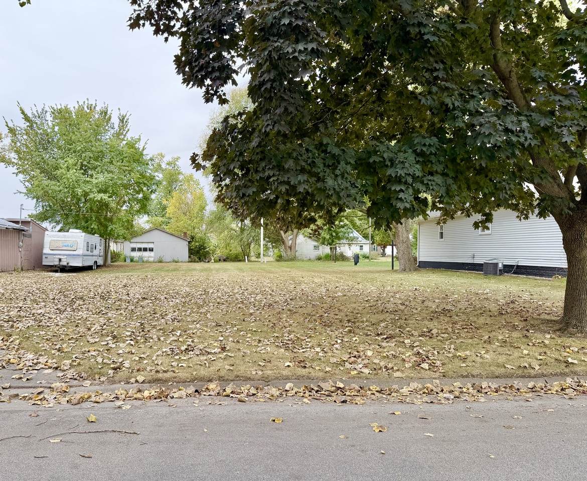 322 Watson Street - Photo 1