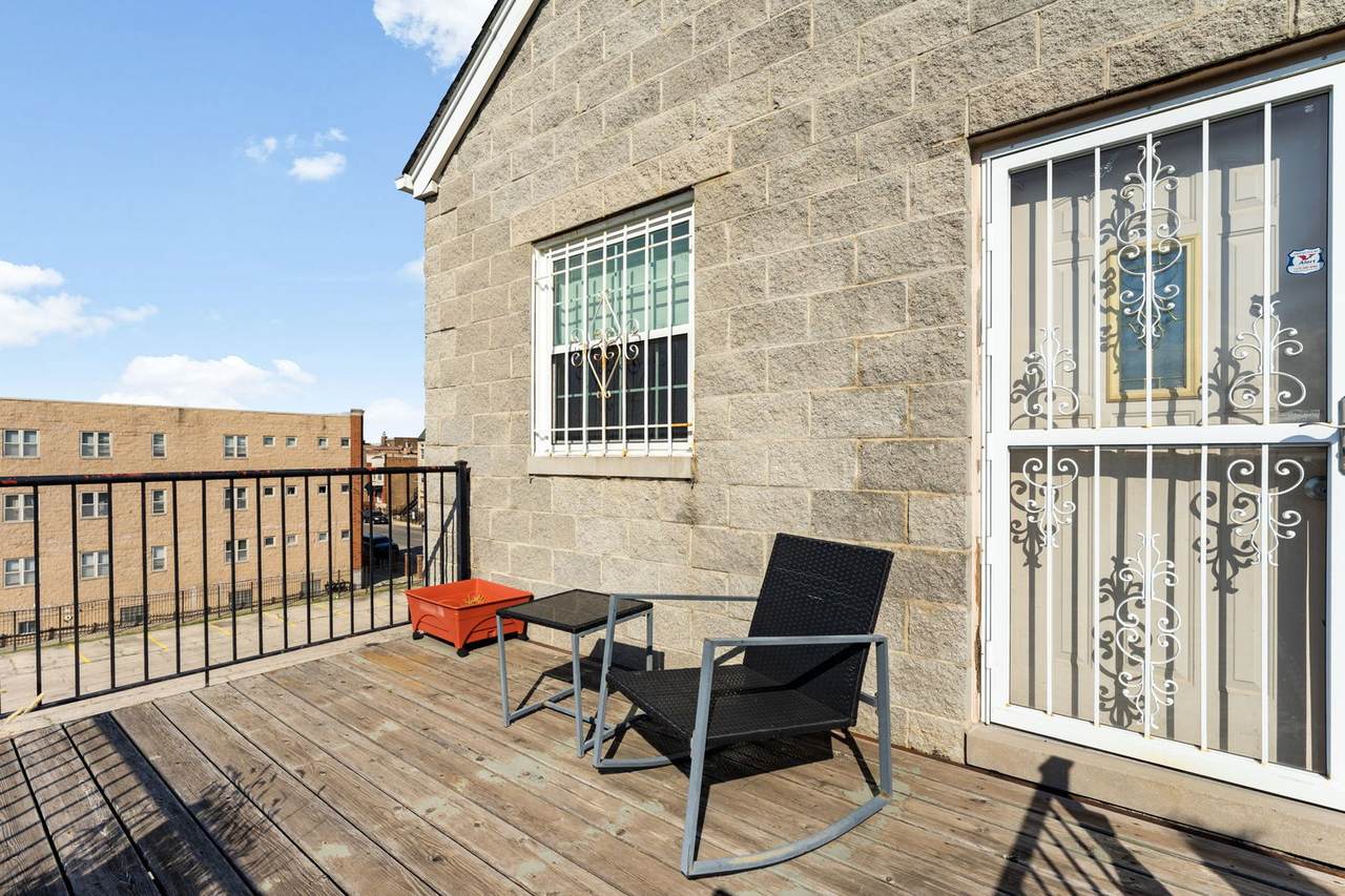 3113 Warren Boulevard - Photo 1