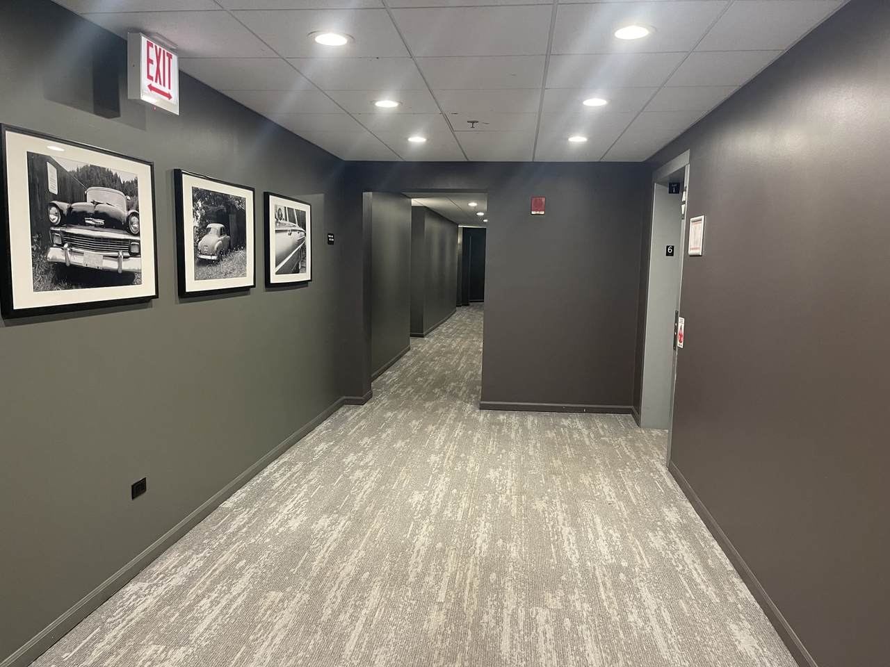 1134 Granville Avenue - Photo 1