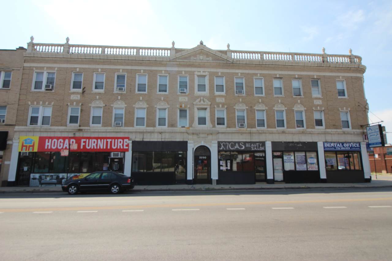 3256 Pulaski Road - Photo 1