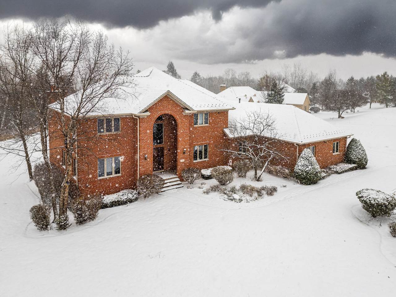 5135 Bridlewood Court - Photo 1