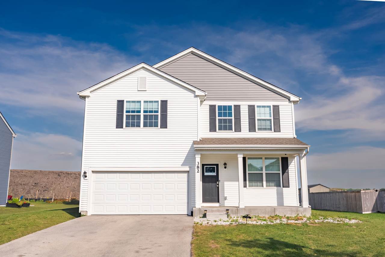 382 Hemlock Lane - Photo 1