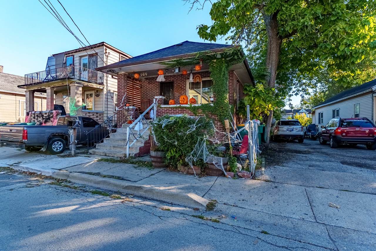 256 Mcroberts Street - Photo 1