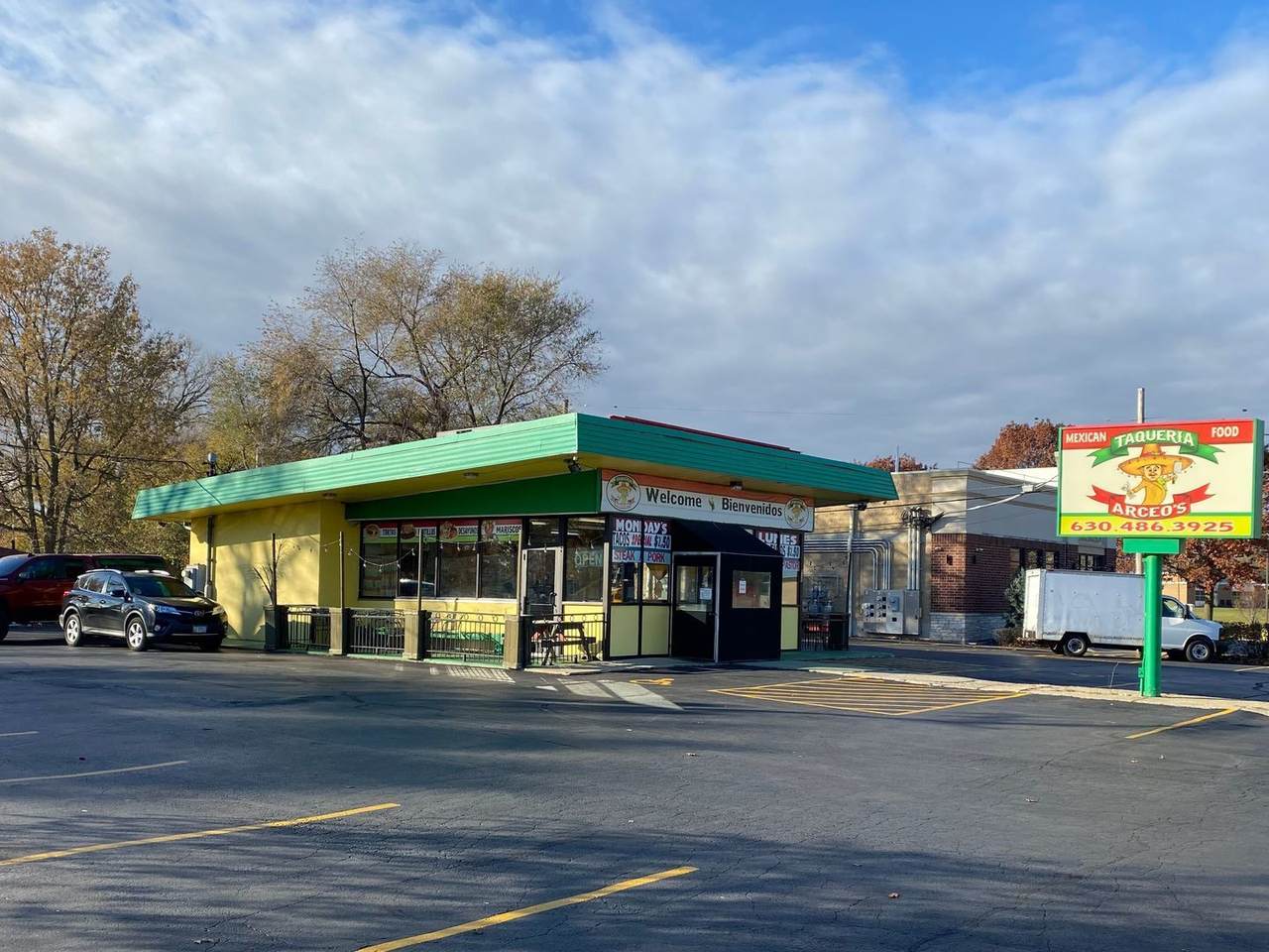 930 Illinois Avenue - Photo 1