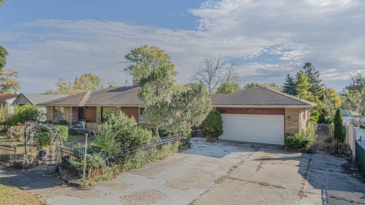 1907 Elim Avenue - Photo 1