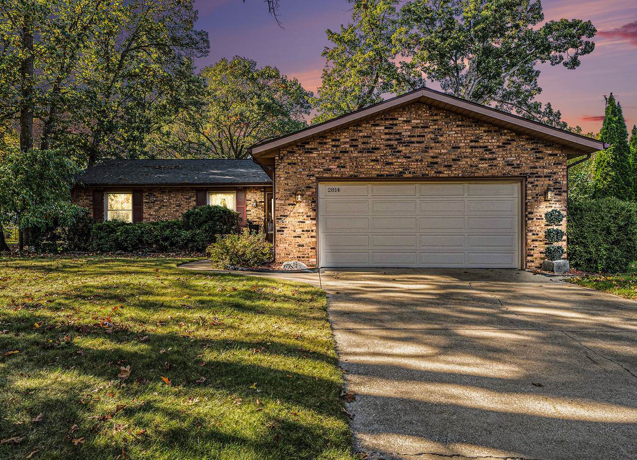 2814 Carmen Street - Photo 1