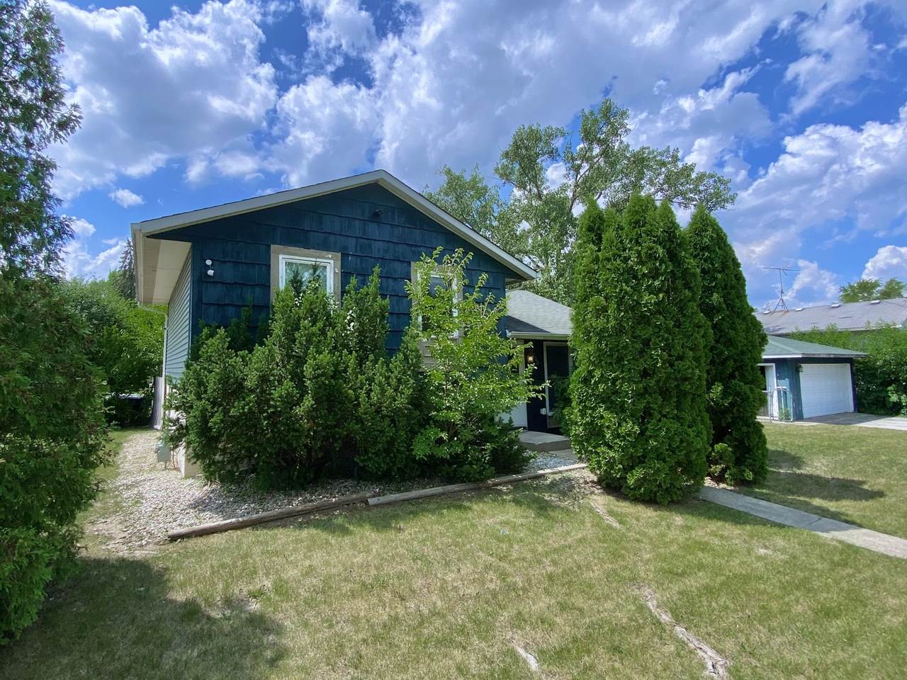 22200 Windsor Court - Photo 1