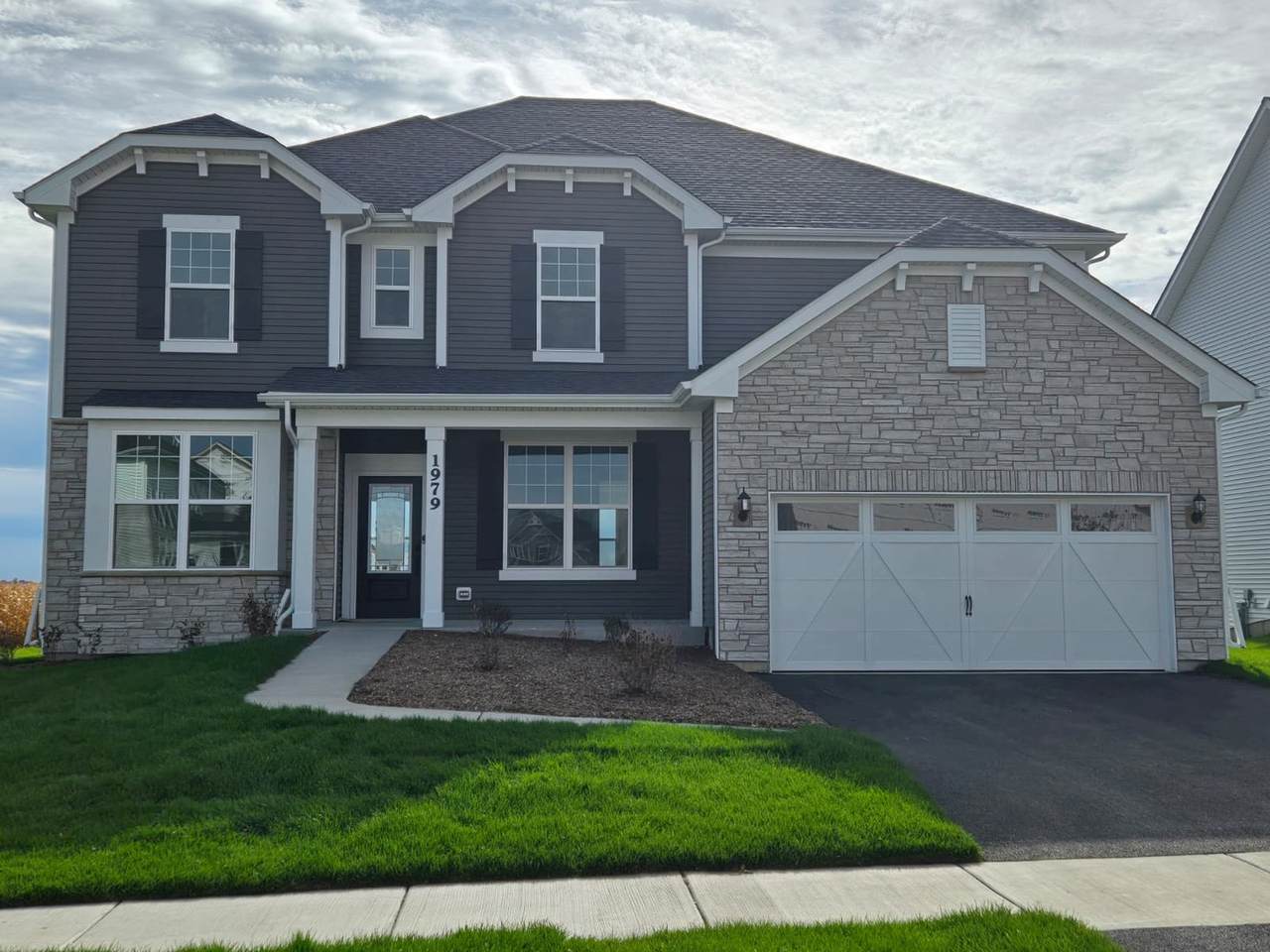 1979 Norwich Lane - Photo 1