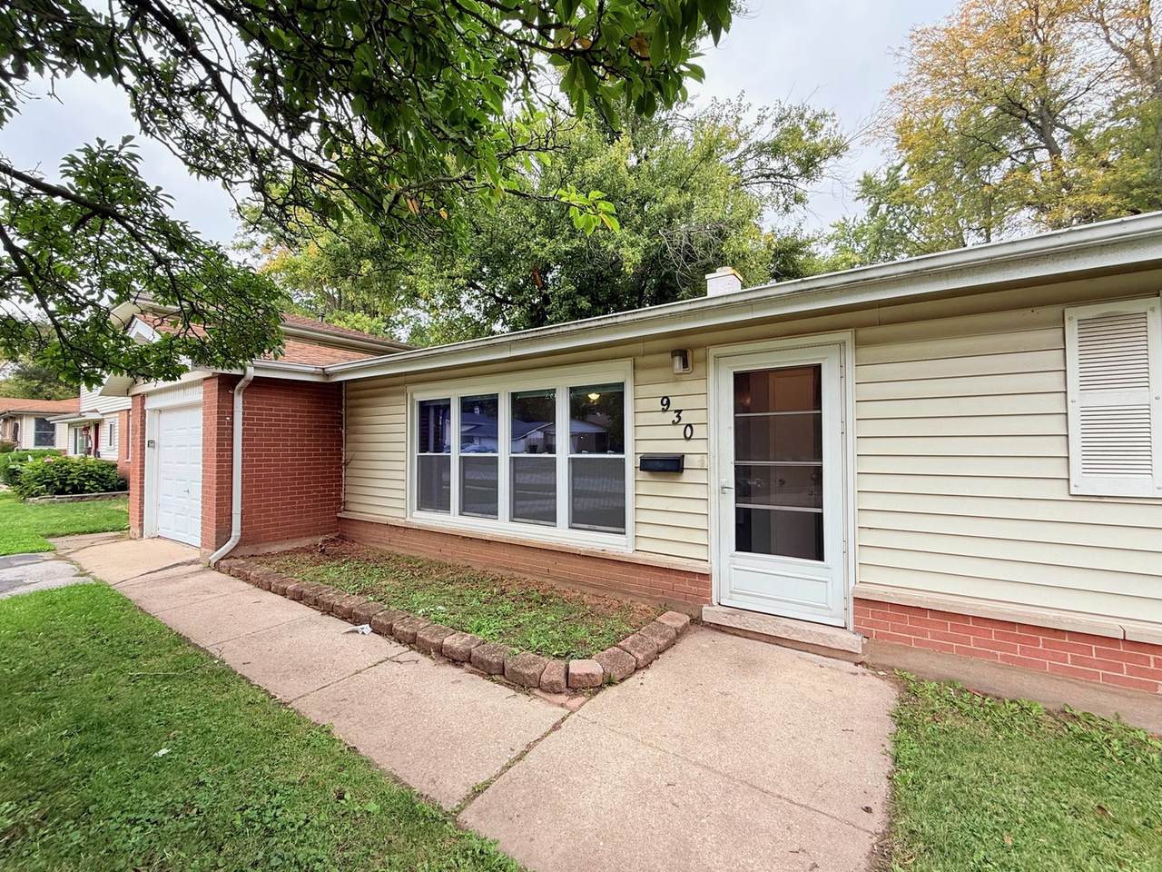 930 Coach Road - Photo 1